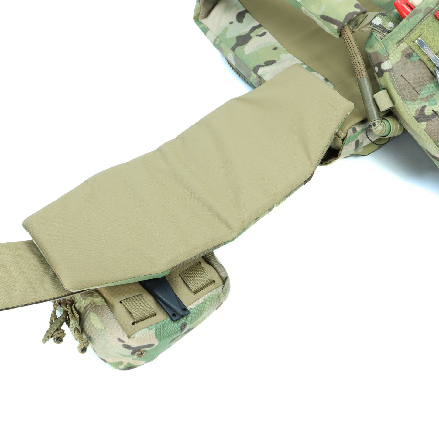 TW-P154 3AC SIDE AROMR POUCH LONG